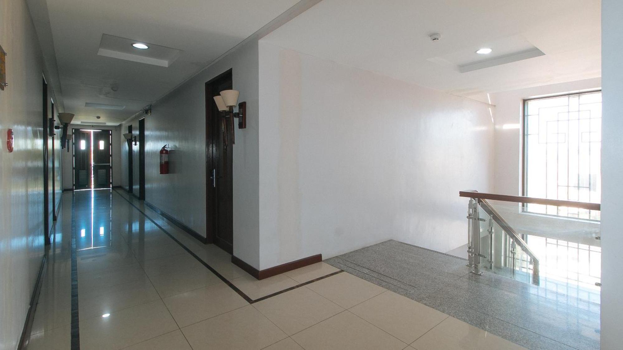 Bliss Hotel San Fernando Pampanga City Exterior foto